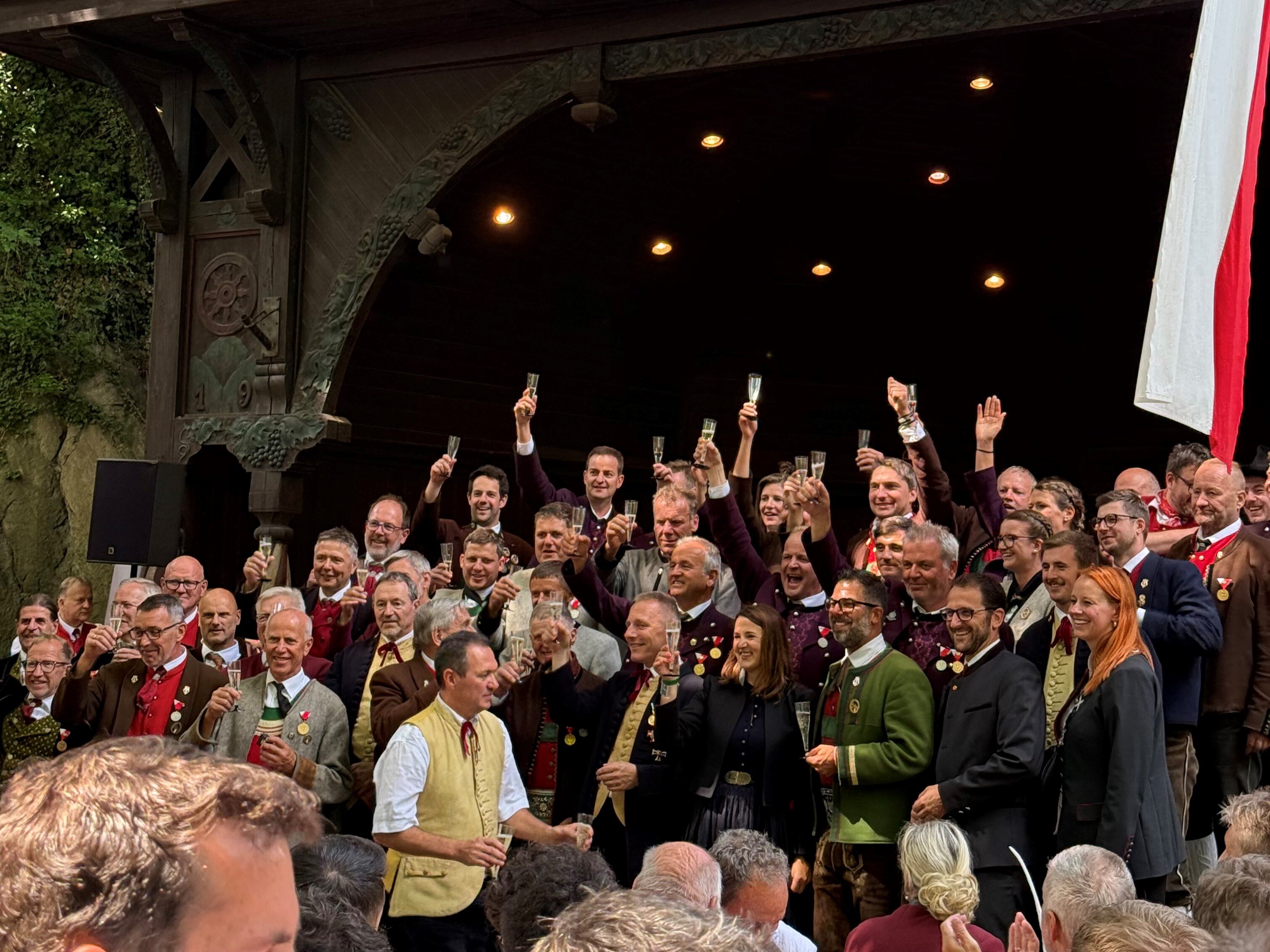 Bezirks&shymusikfest